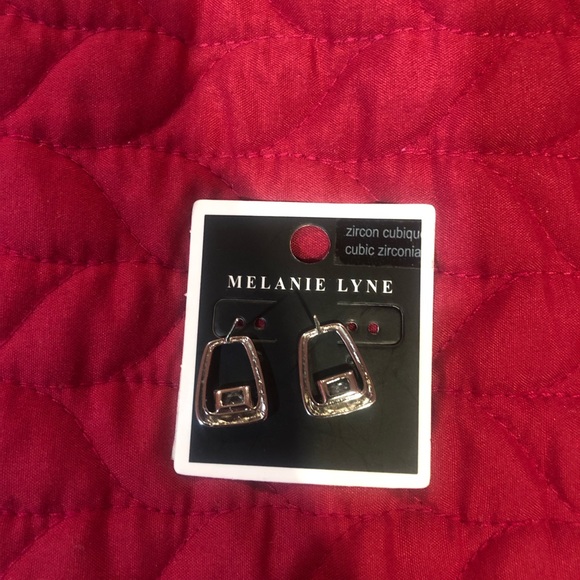 Cubic Zirconia Earnings - Picture 2 of 5